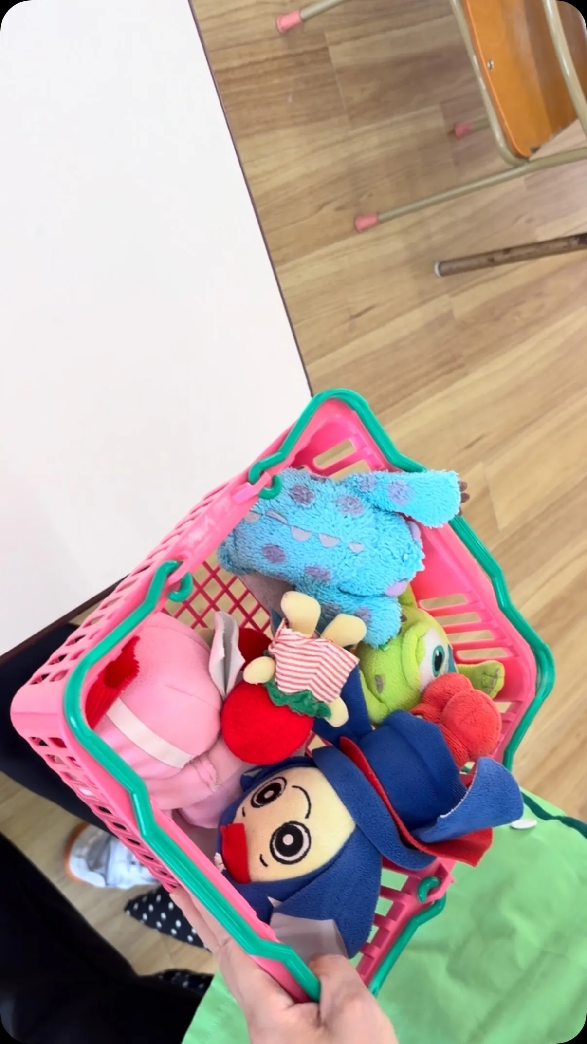 幼稚園は夏休みに入りましたが、預かり保育は今日もにぎやかです...
